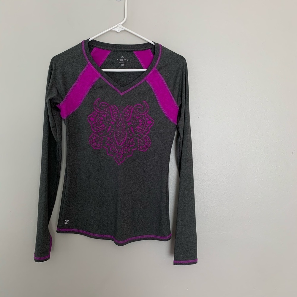 Athleta long sleeve shirt